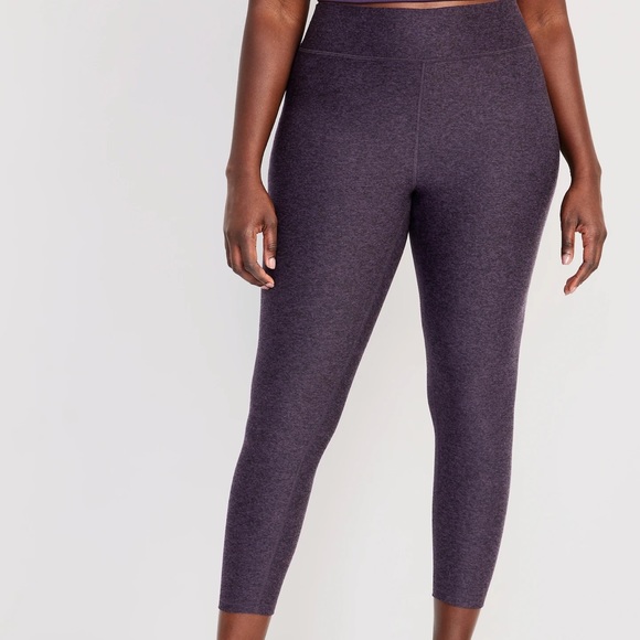 NWT OLD NAVY Extra High-Waisted Cloud+ 7/8 Leggings Color: Nebula SIZE MEDUIM - Picture 5 of 7